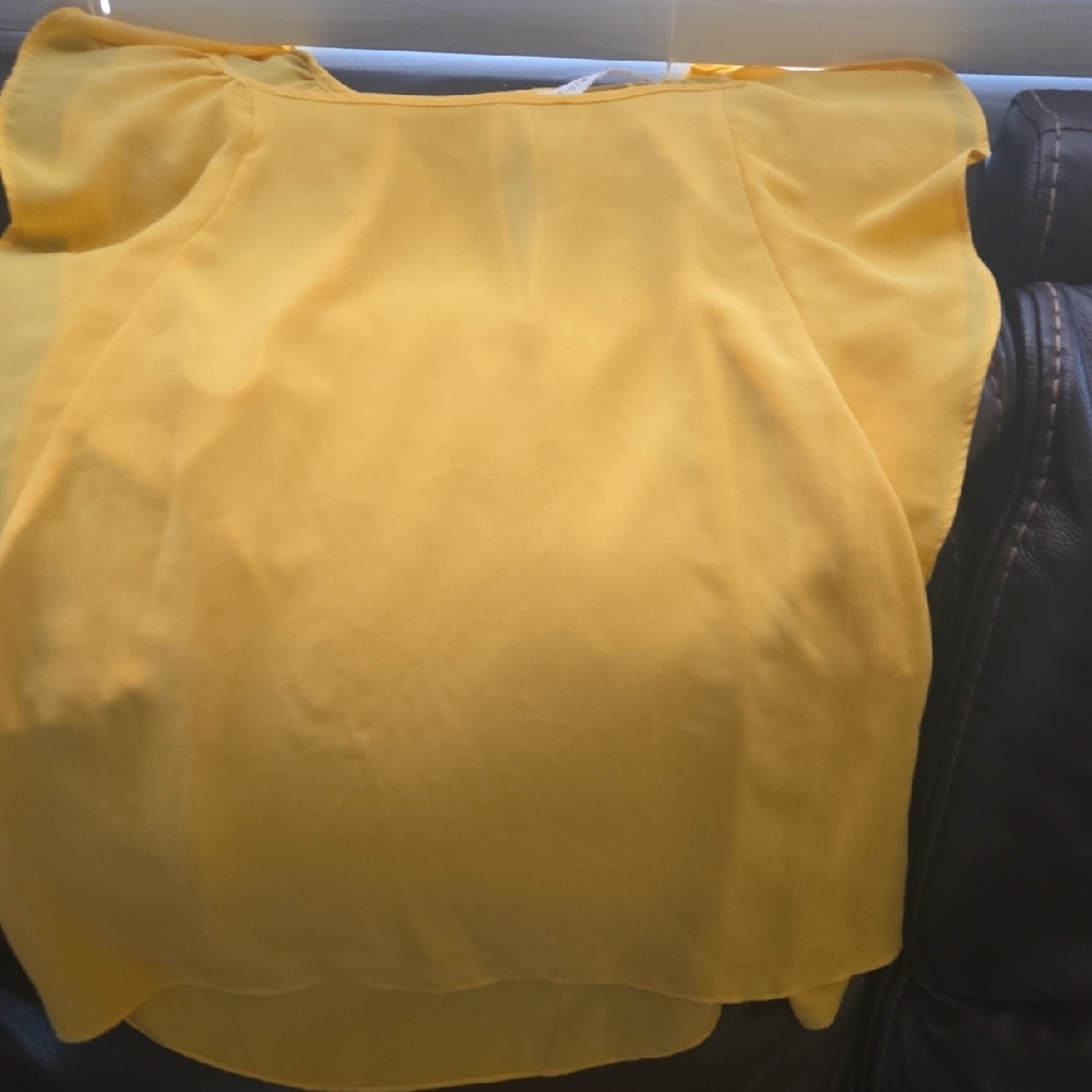 Bundle- 3 Summer/ Fall Yellow M Yellow/Gold S Melon M - Picture 2 of 4